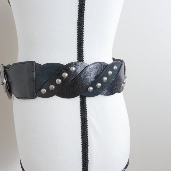 Black Leather Suede Silver Stud Metal Circle Buckle Y2K Rocker 80's Vintage Belt - Picture 4 of 9